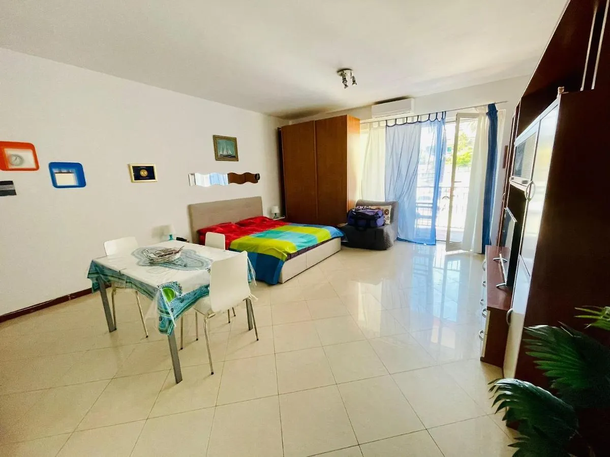 Airport House Mariel Apartment Genoa 0*,  Italy